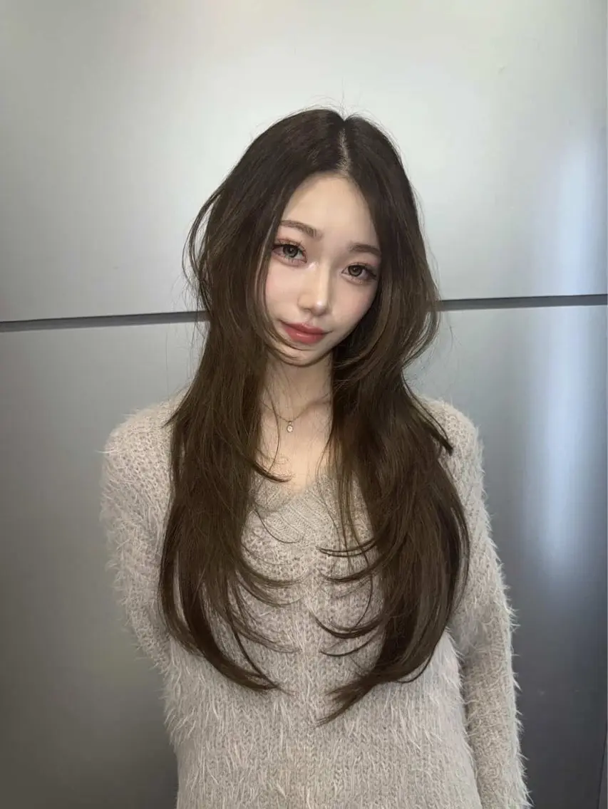 ロング カラー ヘアアレンジ カット ヘアカラー トリートメント ヘアセット 韓国ヘア🖤/透明感 shihoのヘアスタイル