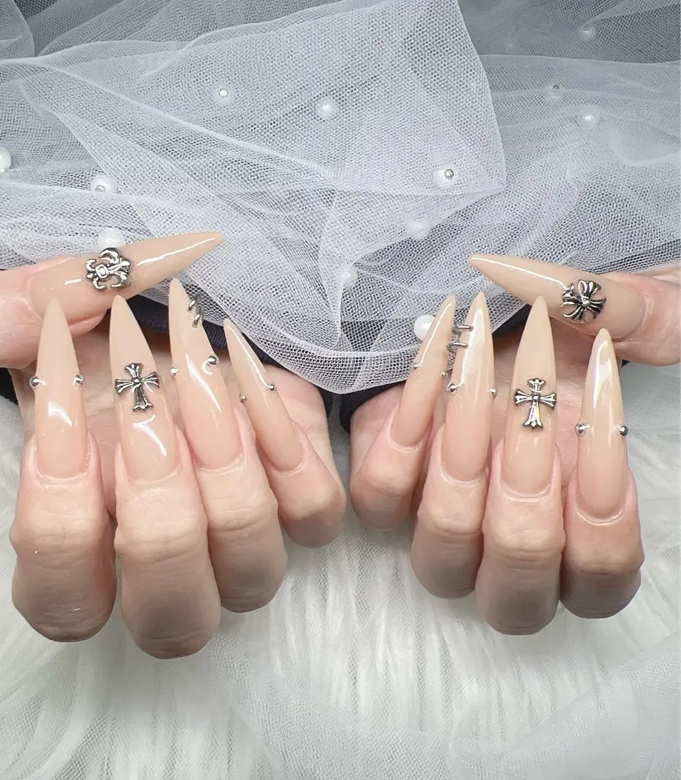 ネイル ハンドネイル Lee Nails チップ長さだし専門店のネイルデザイン