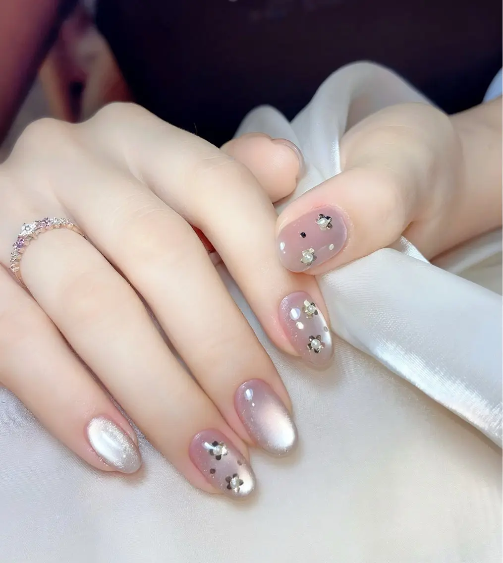 ネイル チークネイル フットネイル フレンチネイル グラデーション 韓国ネイル Ribbonnail salonのネイルデザイン