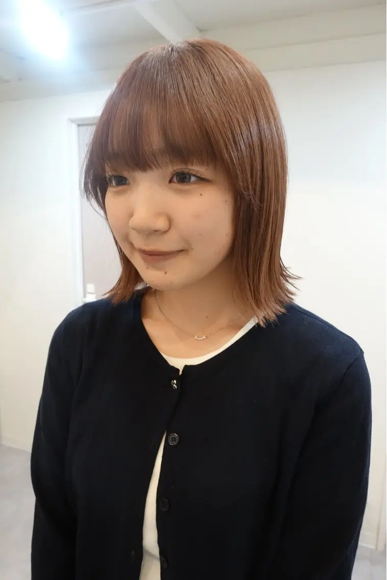 ショート カラー ベージュカラー ミルクティーベージュ カット ヘアカラー 🩵izu 🩵のヘアスタイル