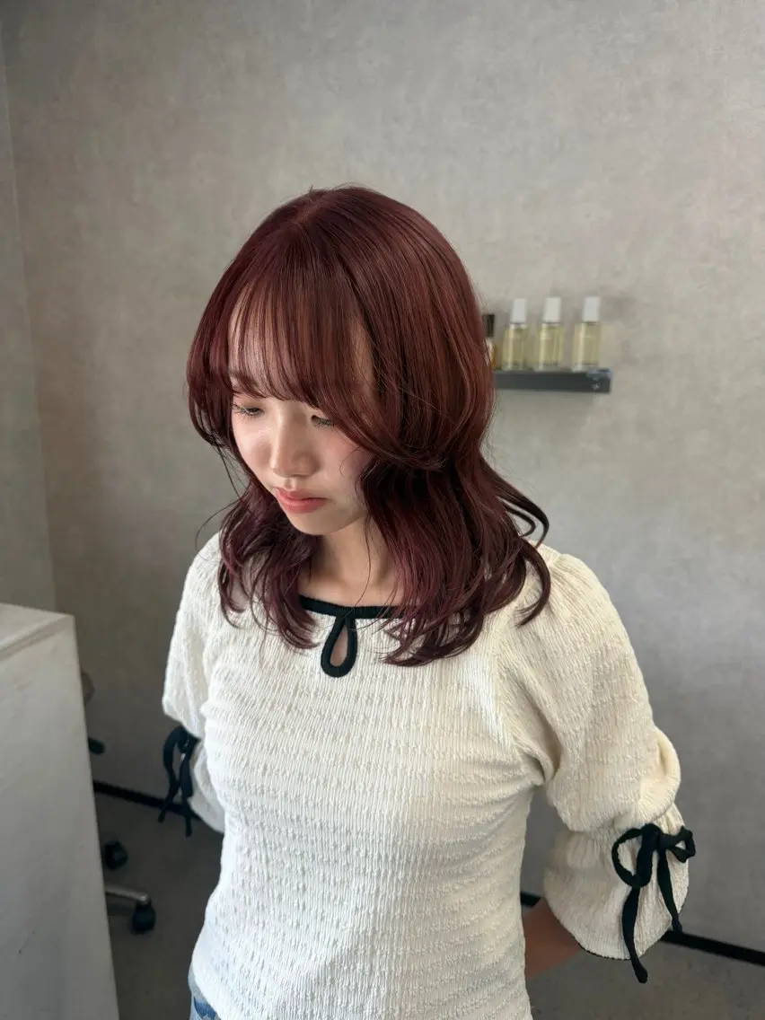 ショート カラー ブリーチ ヘアカラー アヤカ （AYAKA）のヘアスタイル