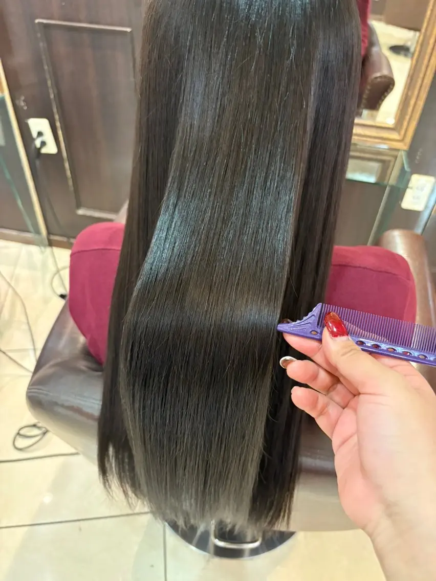 【🩷🍒新規限定3ヶ月以内2回目まで使える🍒🩷】イルミナカラー➕2stepトリートメントの写真