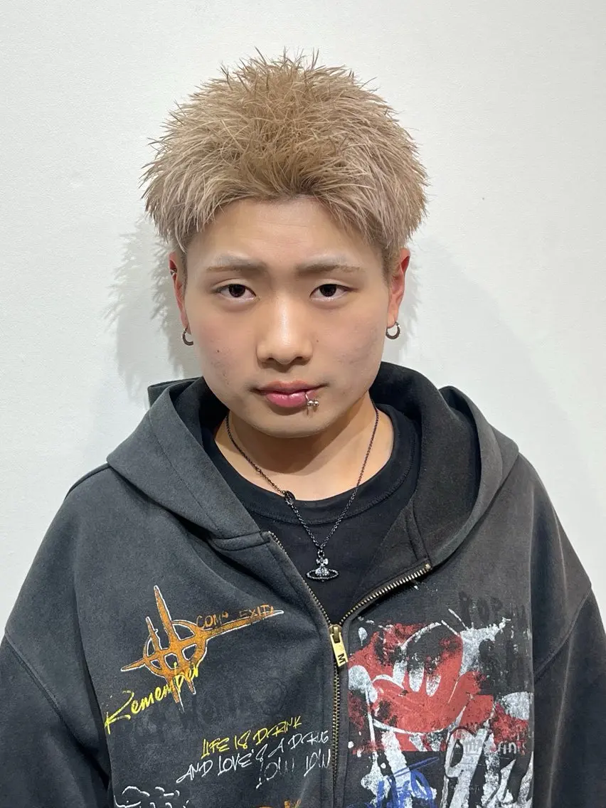 ショート メンズ メンズハイトーン スパイキーショート ツーブロック ショートヘア カット ヘアカラー メンズ特化パーマ &カラー🔥小倉大和のヘアスタイル