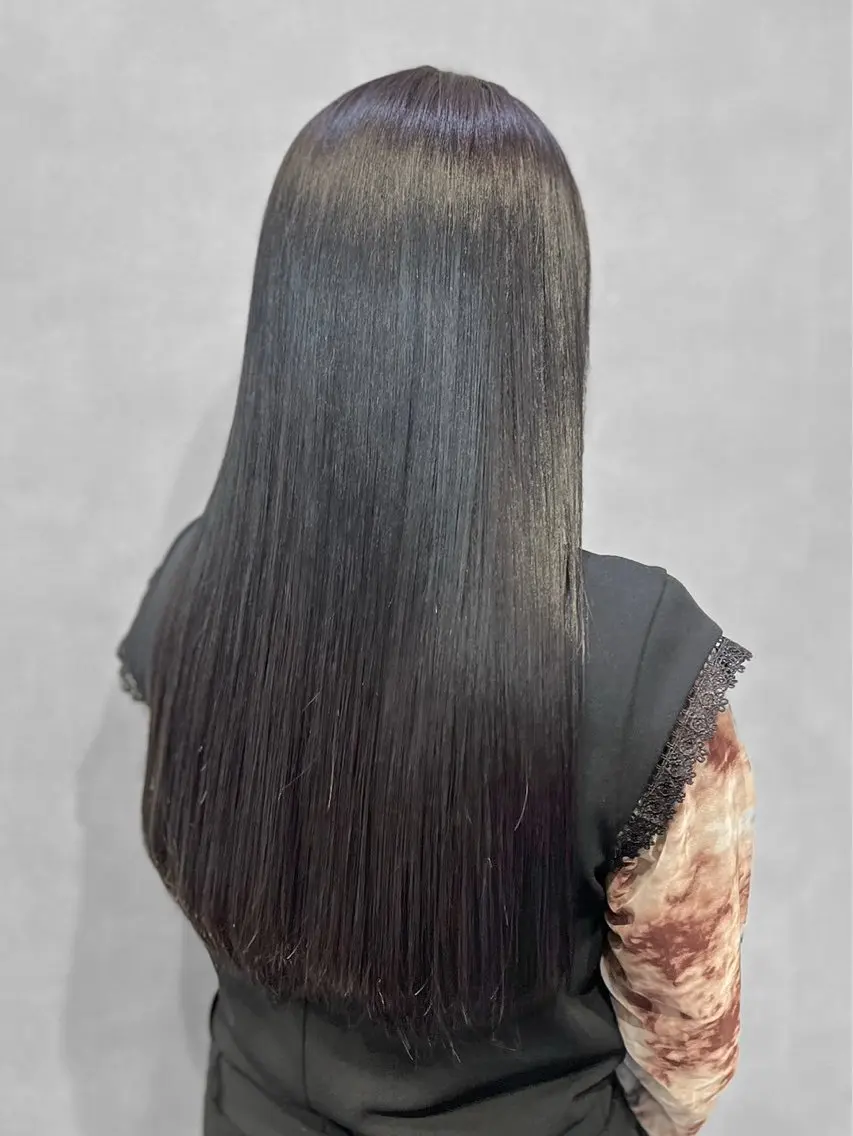 ロング カラー バレイヤージュ 黒髪 ブリーチ ブルーカラー ブルーブラック ヘアカラー ハイトーン/韓国風/ 艶髪/吉祥寺のヘアスタイル