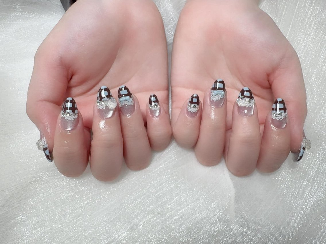 ネイル ブラウン フレンチネイル 韓国ネイル マグネットネイル ニュアンスネイル ハンドネイル Hana Rose Nailのネイルデザイン