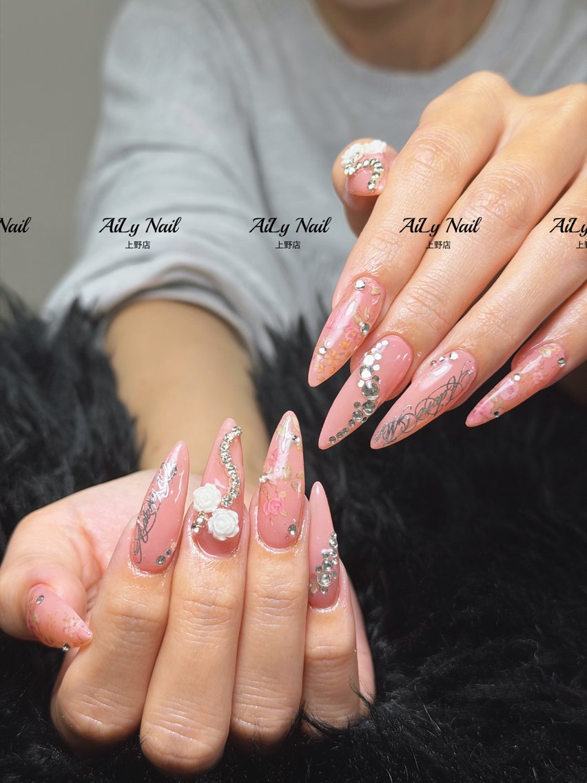 ネイル アートネイル ジェルネイル マグネットネイル ニュアンスネイル シンプルネイル ハンドネイル AiLy Nail 上野店のネイルデザイン