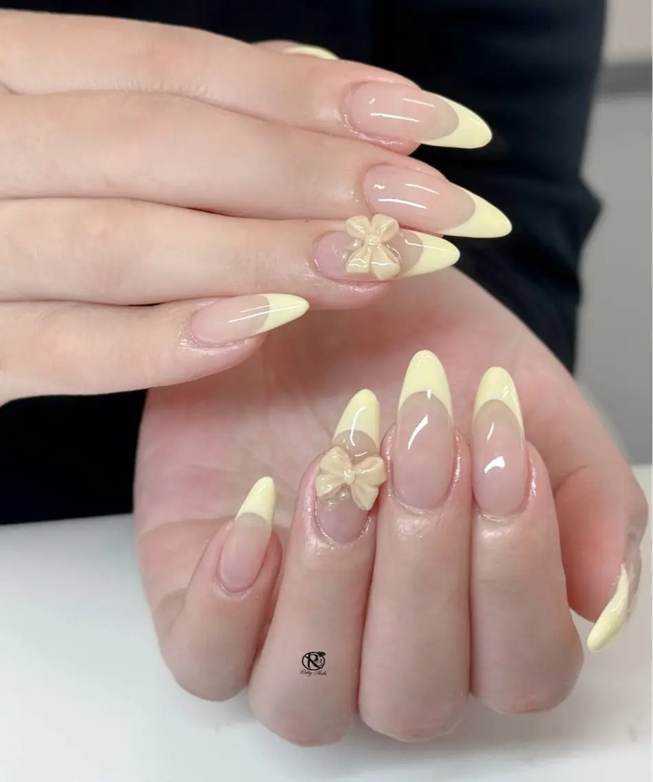 ネイル ボルドー ブラウン チークネイル ドット フットネイル ハンドネイル Ruby Nail 霞ヶ関店のネイルデザイン
