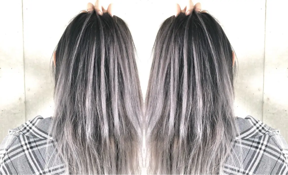 ミディアム カラー ヘアアレンジ シールエクステ バレイヤージュ デザインカラー ハイライトカラー エクステ アンドウ ユウ/ レイヤーカット/韓国のヘアスタイル