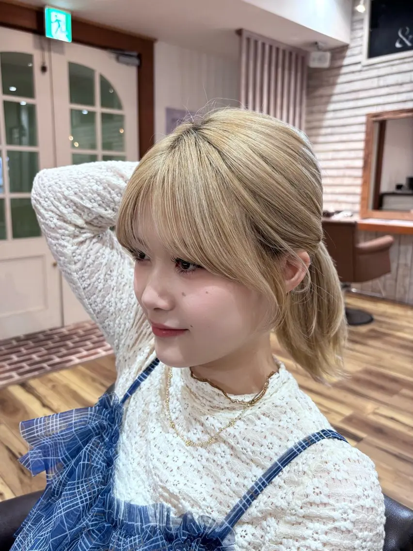 ロング 顔まわりレイヤー 顔周りカット 韓国風ヘア レイヤーカット 小顔カット カット &.越冨 レイヤー/ 顔周り特化/髪質改善のヘアスタイル