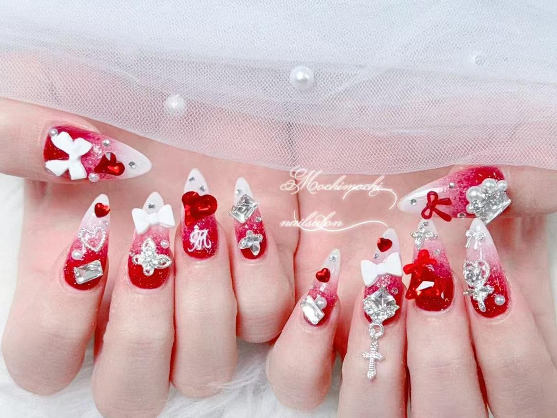 ネイル 長さ出し キラキラネイル 韓国ネイル ロングネイル マグネットネイル ハンドネイル ハンドケア MUNI🎀 NAIL のネイルデザイン