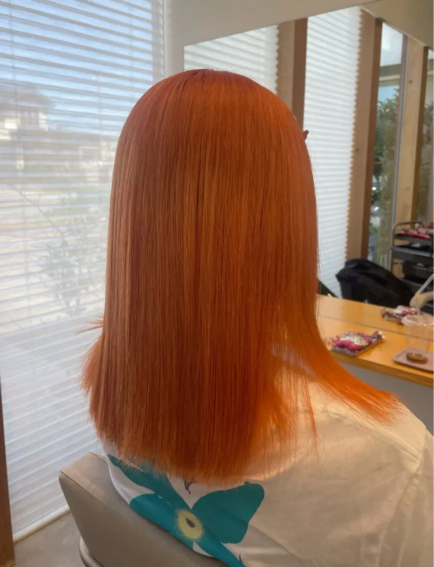 ミディアム カラー オレンジ ヘアカラー ブリーチモデル募集中 服部心咲のヘアスタイル