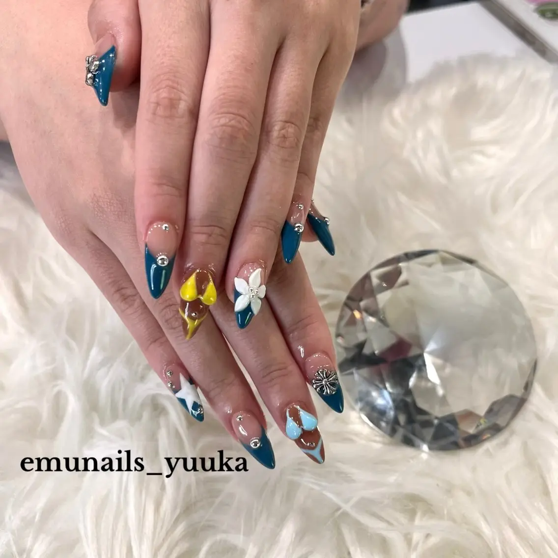ネイル スカルプネイル EMU nails YUUKAのネイルデザイン