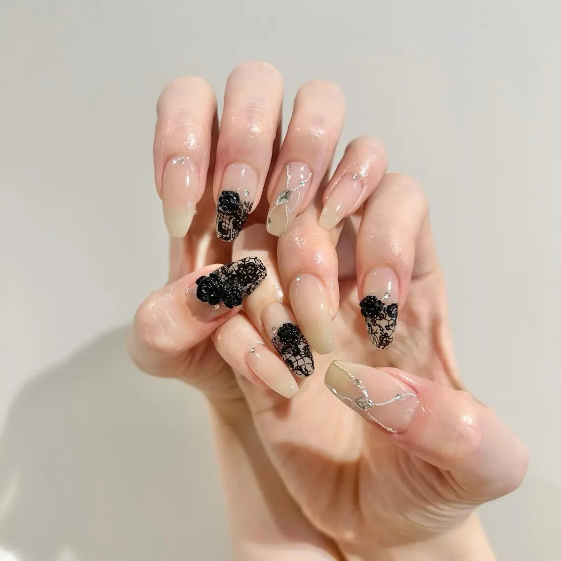 ネイル レース 持ち込み ハンドネイル Dallon nailのネイルデザイン