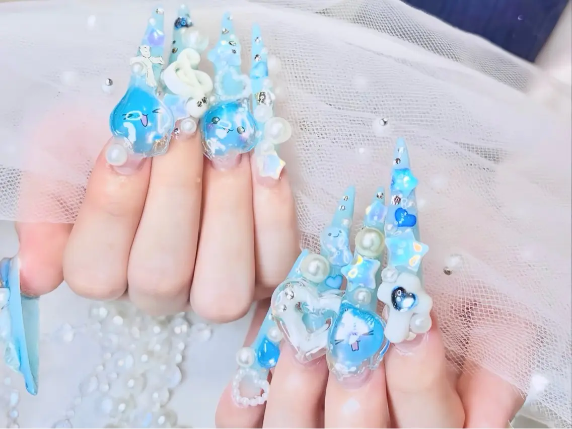 ネイル べっ甲ネイル ブルー 長さ出し フレンチネイル ジェルネイル ハンドネイル Rin Nail 新大久保店のネイルデザイン