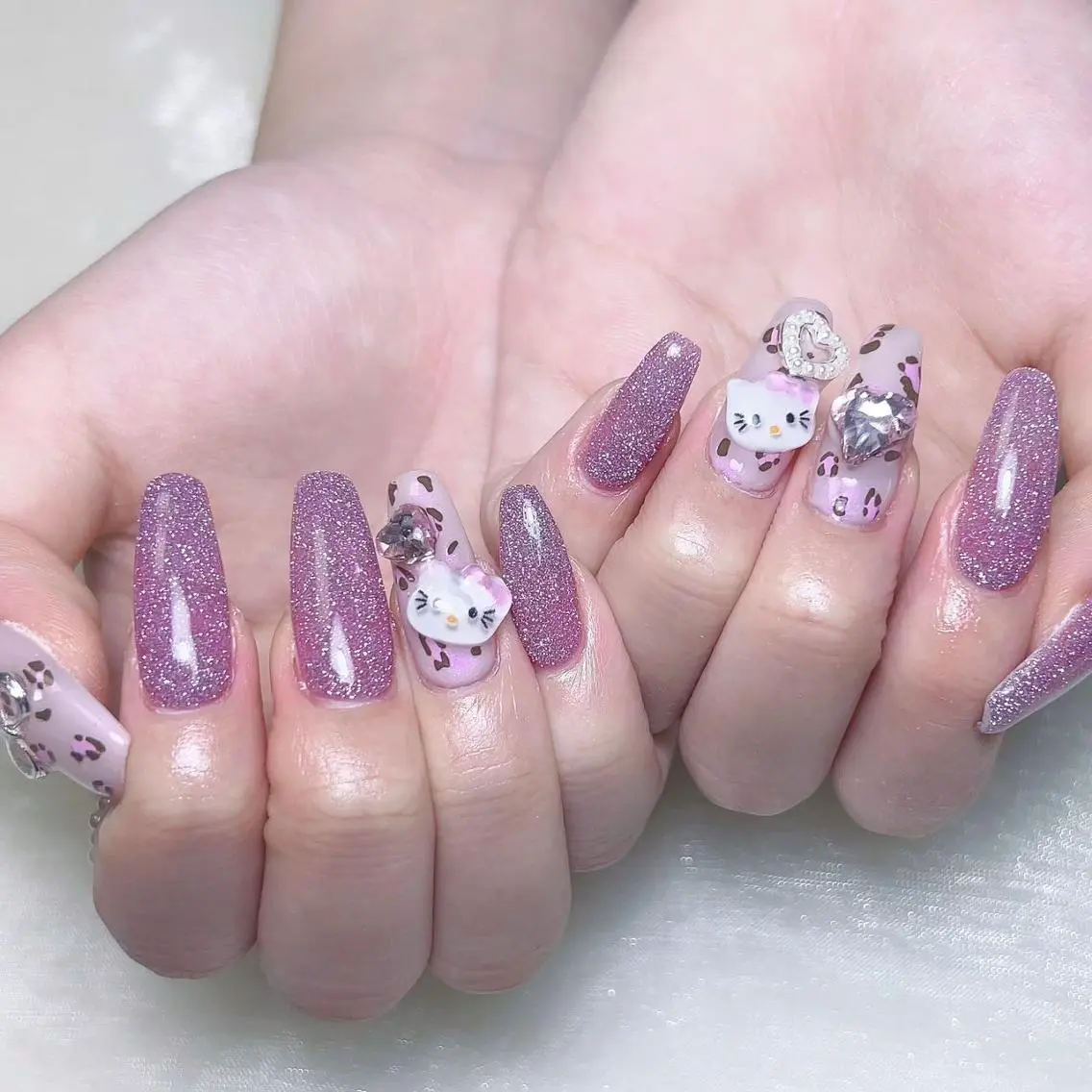 💫【期間限定】★チップ長さだし★🎀4本画像持ち込みデザイン💗時間内800円パーツ乗せ放題　ソフトジェルオフ無料の写真