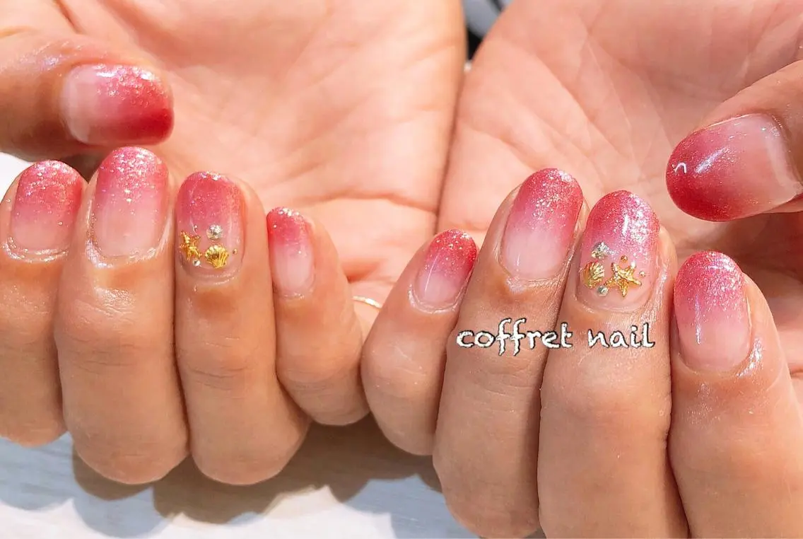ネイル ネイリスト 土橋 由季のネイルデザイン