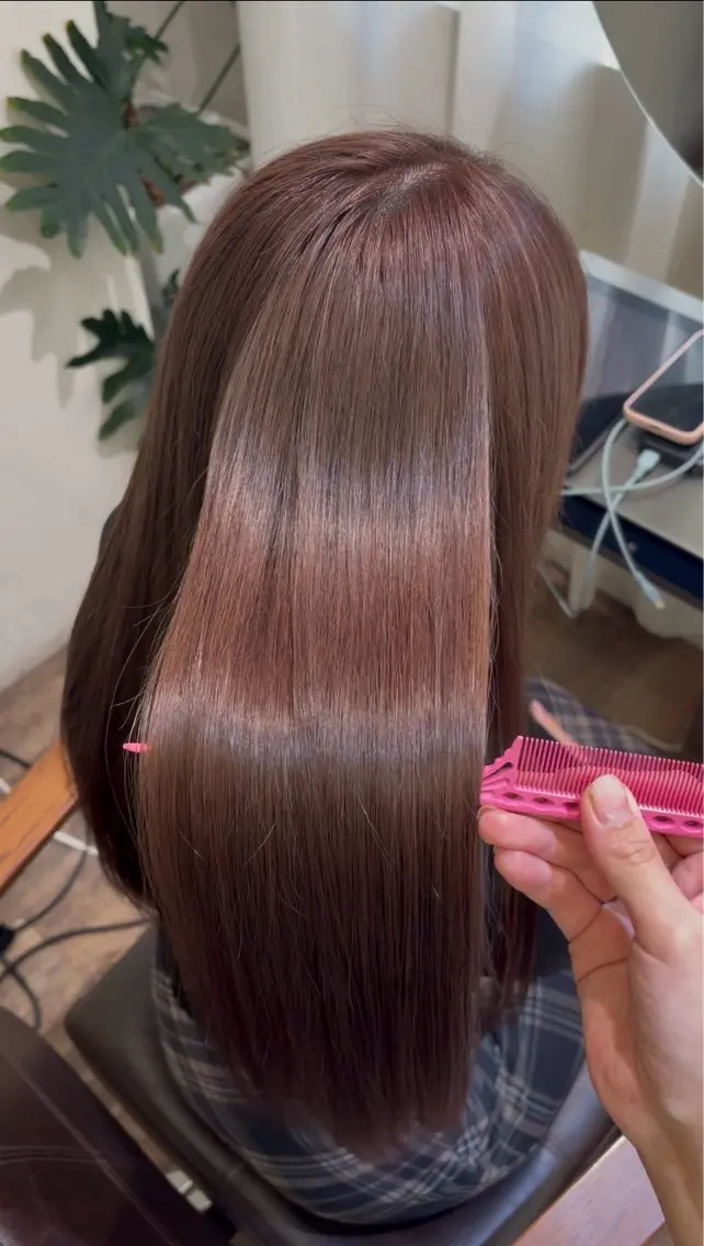 ロング カラー ブリーチ ブリーチなしカラー ヘアカラー 塩貝 幸音のヘアスタイル