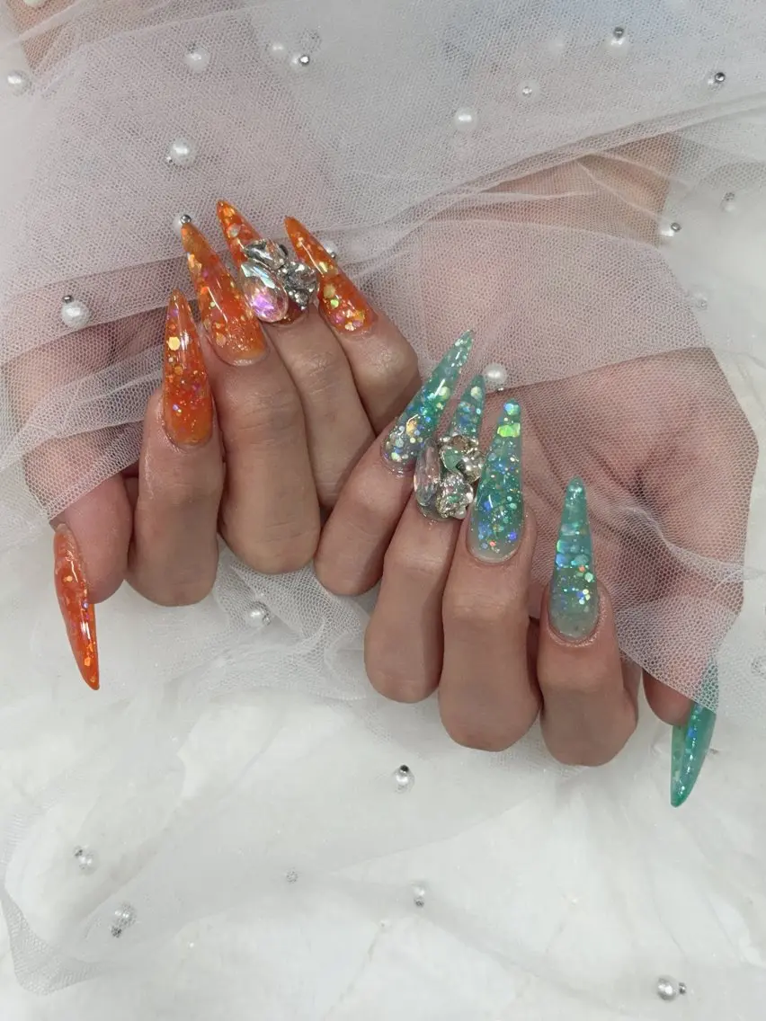 ネイル ハンドネイル ベスティオーラ aineのネイルデザイン