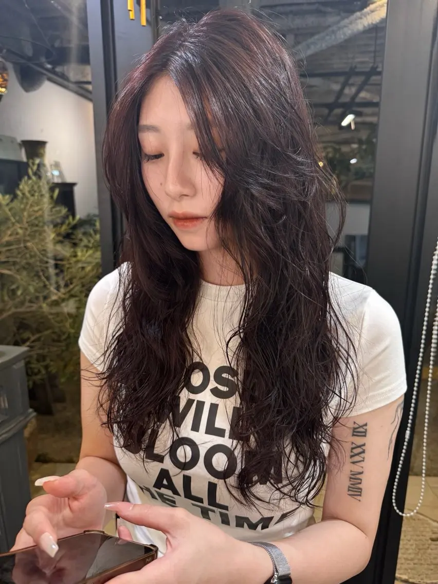 カラー パーマ 大塚 愛実のヘアスタイル