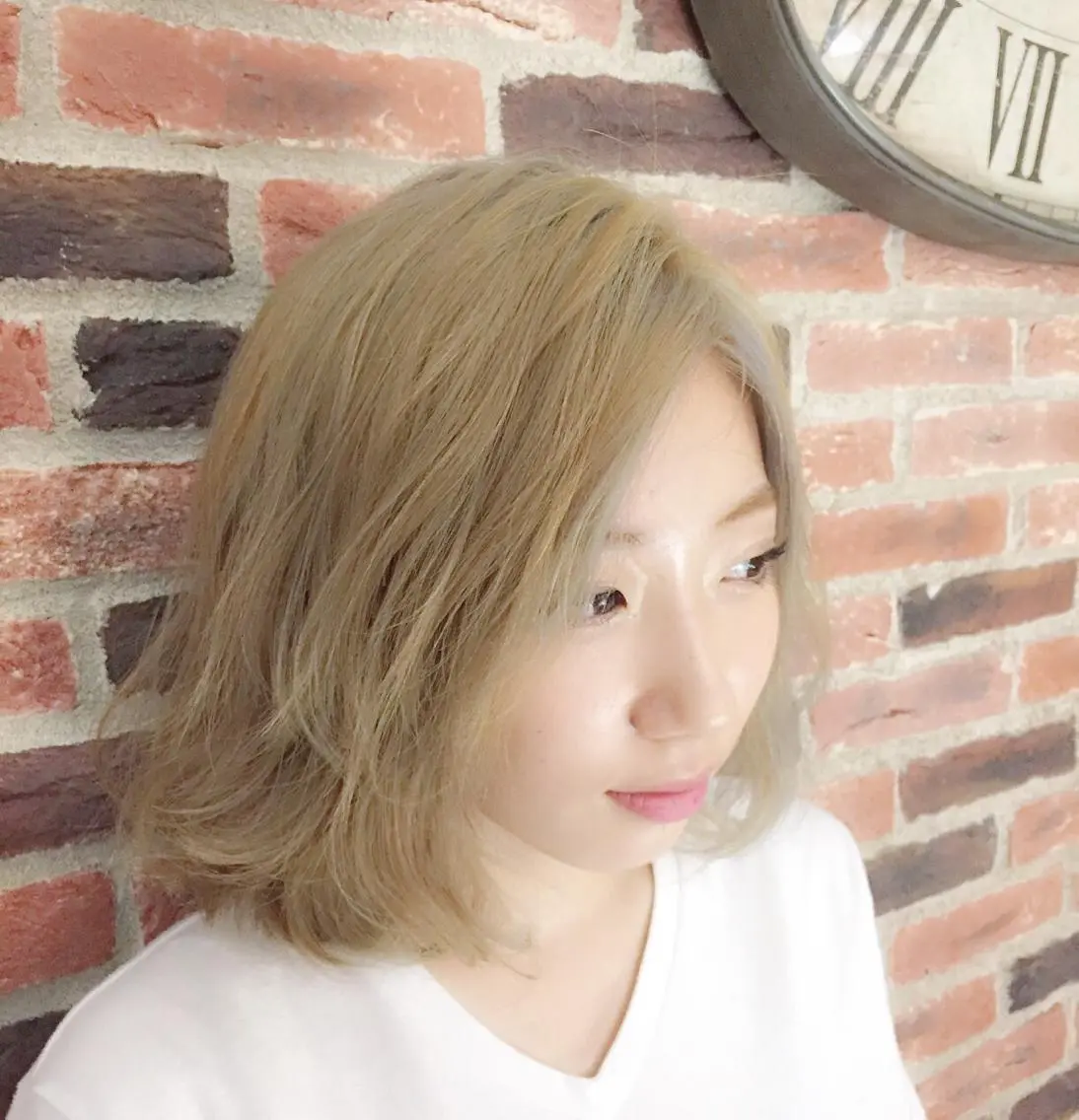 ミディアム セミロング カラー ベージュカラー メンズ特化美容師 カラー専門ぺーターのヘアスタイル