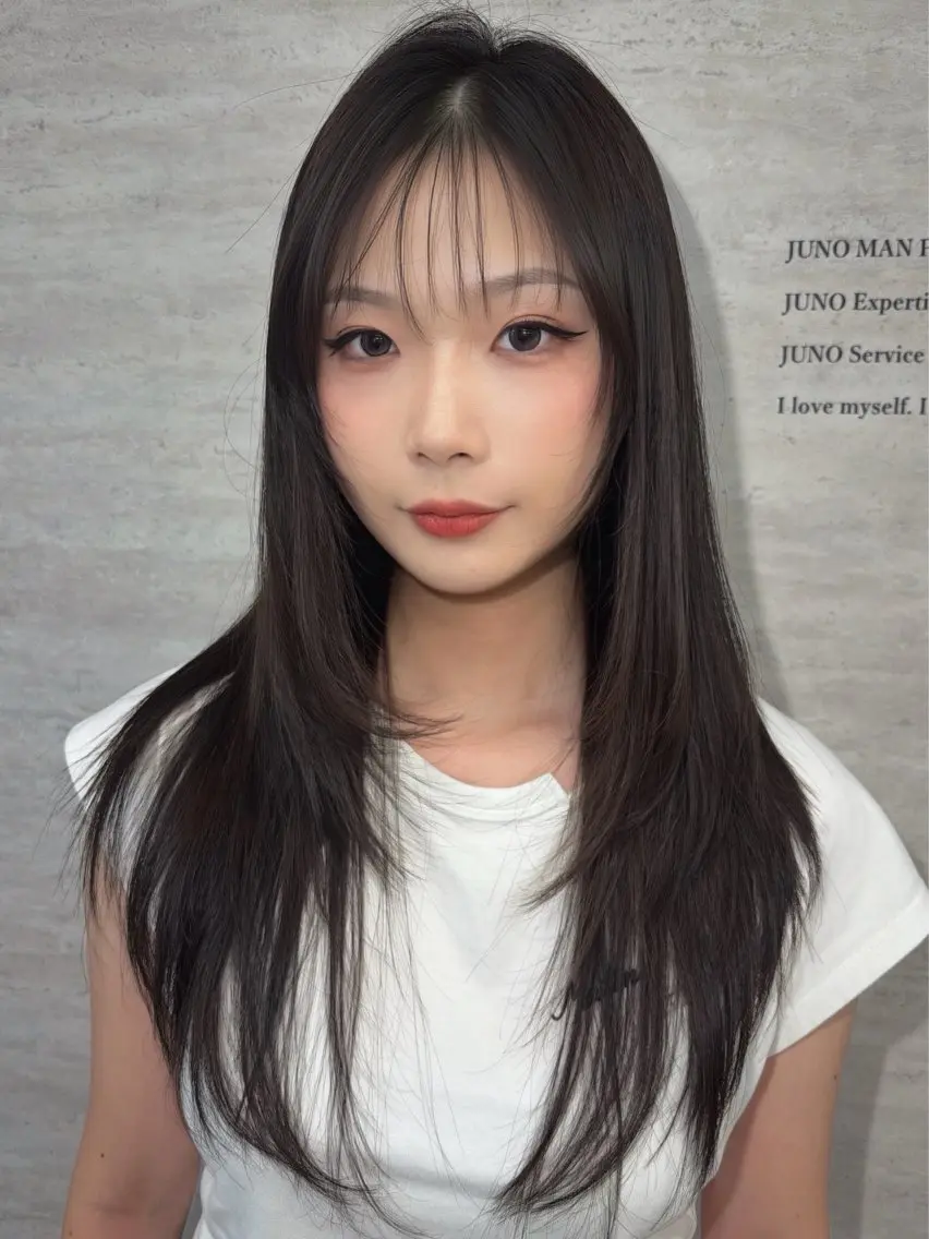 ロング カラー ヘアアレンジ カット ヘアカラー 韓国レイヤーカット/ 儚げカラーチナツのヘアスタイル