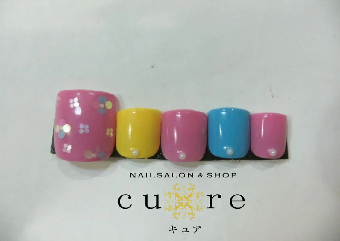 ネイル フットネイル ジェルネイル フットネイル ネイルサロン Cureのネイルデザイン