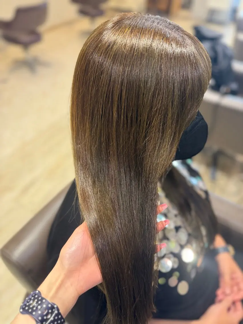 カラー 神野 流嘉のヘアスタイル