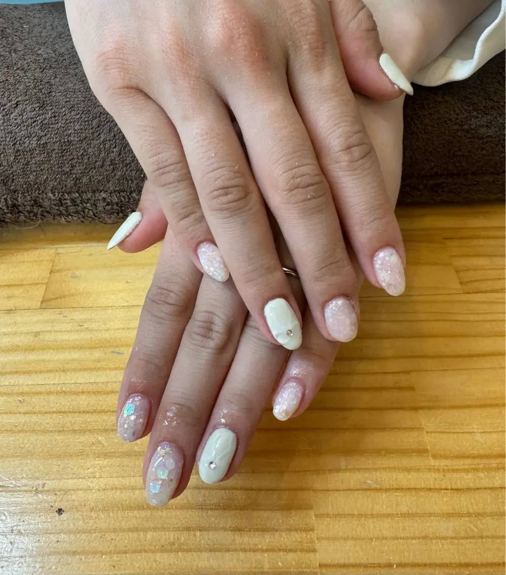ネイル シンプルネイル 小西 美桜のネイルデザイン