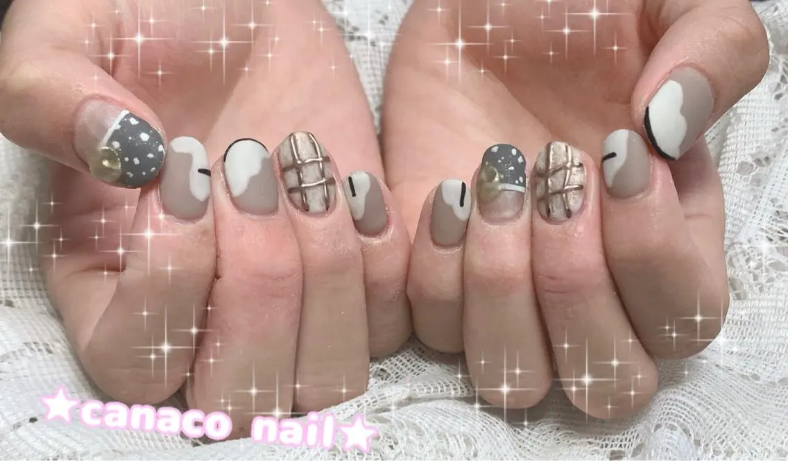 ネイル アートネイル ジェルネイル マットネイル パラジェル ストーンネイル ハンドネイル ハンドケア ベテランネイル cnc nailのネイルデザイン