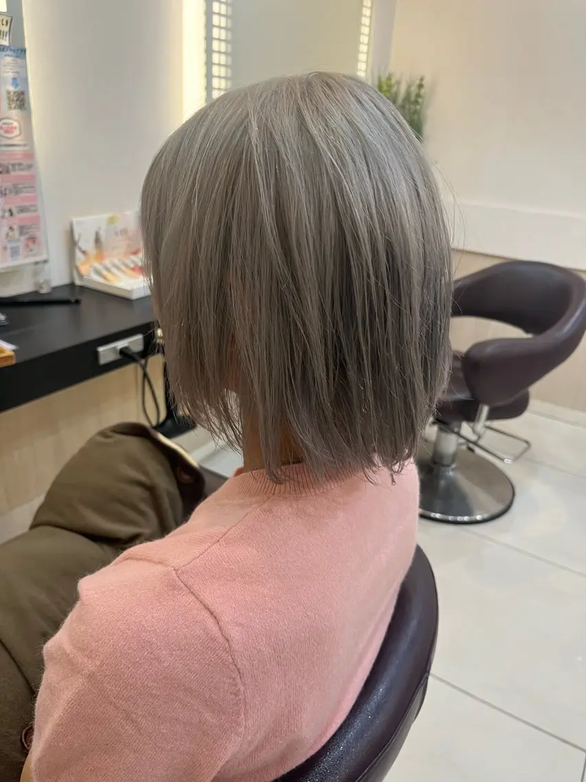 ミディアム カラー ブリーチ ダブルカラー ヘアカラー トータルビューティー K:R鶴川のヘアスタイル
