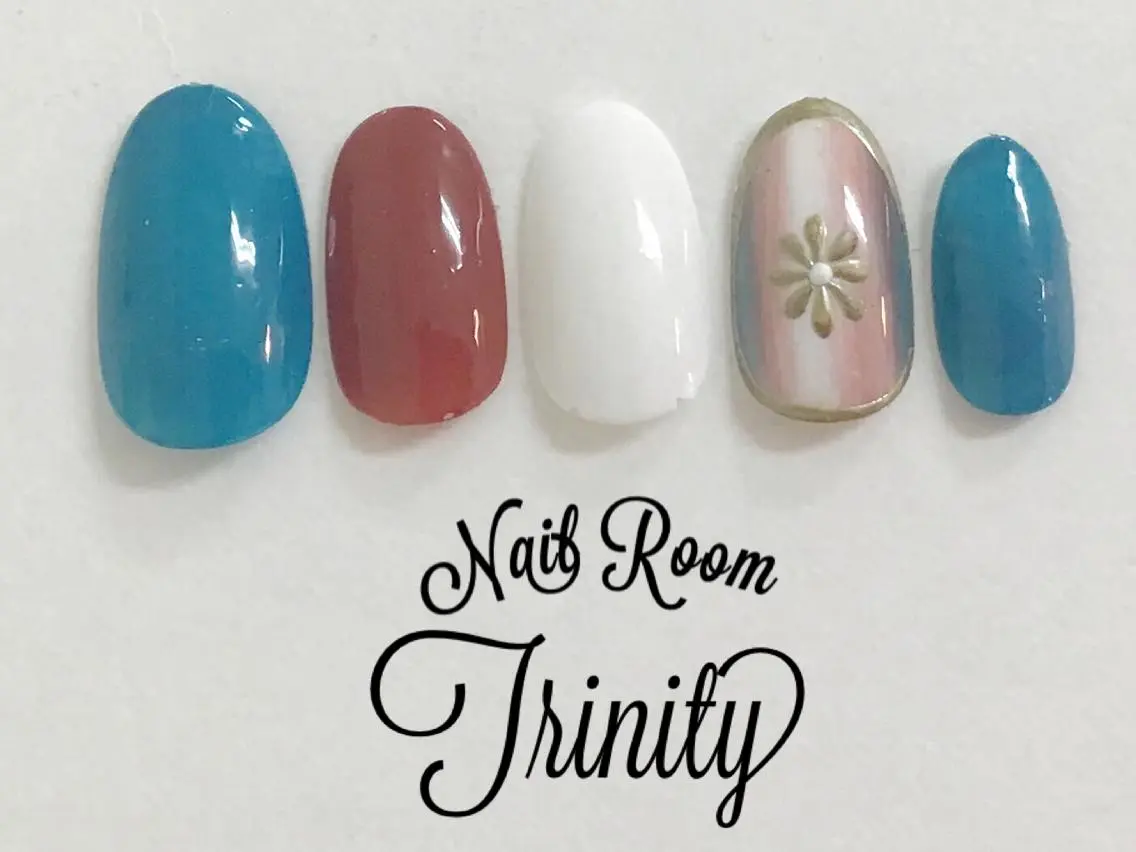 ネイル ハンドネイル Trinity staffのネイルデザイン