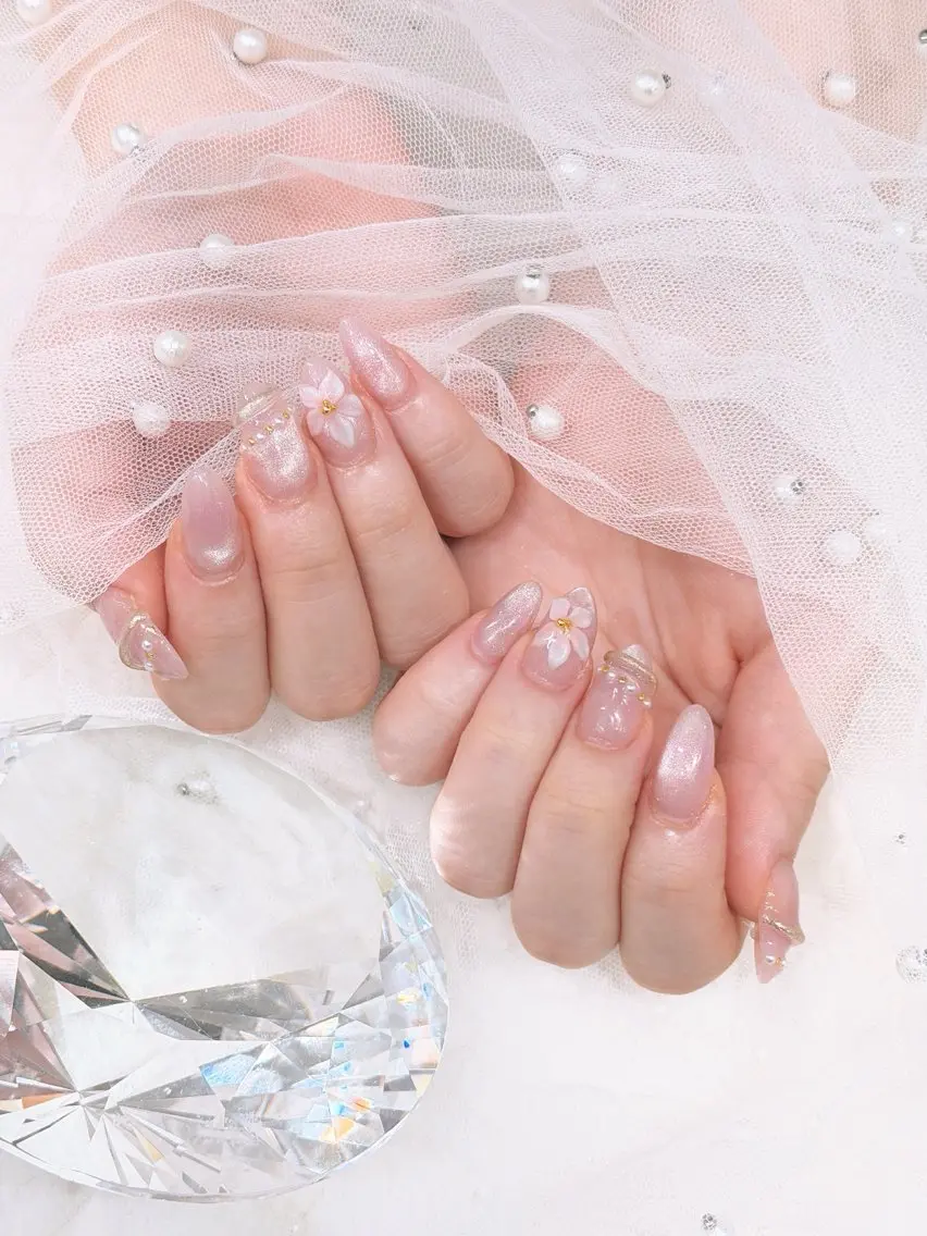 ネイル ハンドネイル ベスティオーラ aineのネイルデザイン