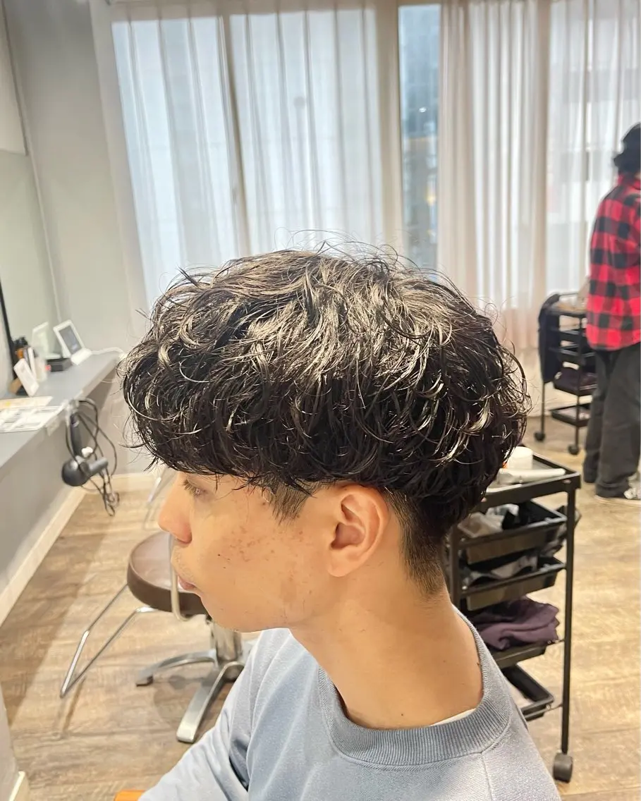 パーマ メンズ 田中 公亮のヘアスタイル