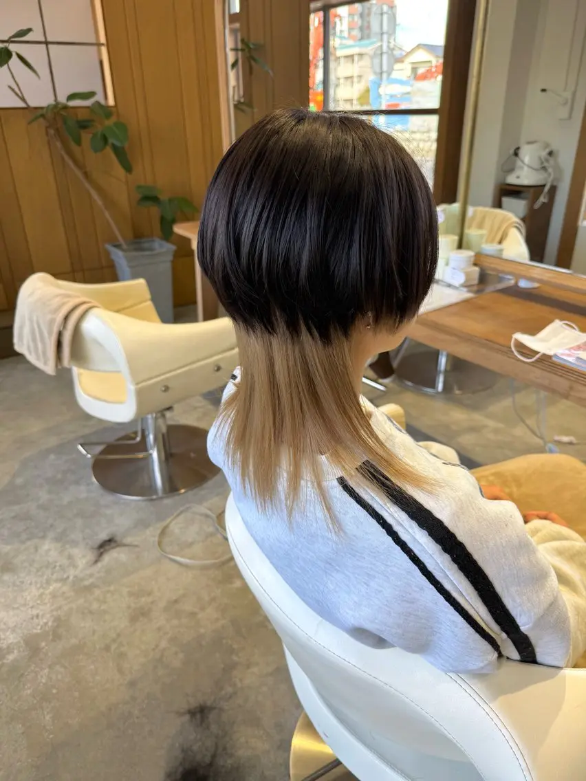 ミディアム カラー ウルフカット カット ヘアカラー WATANABE MISAKIのヘアスタイル