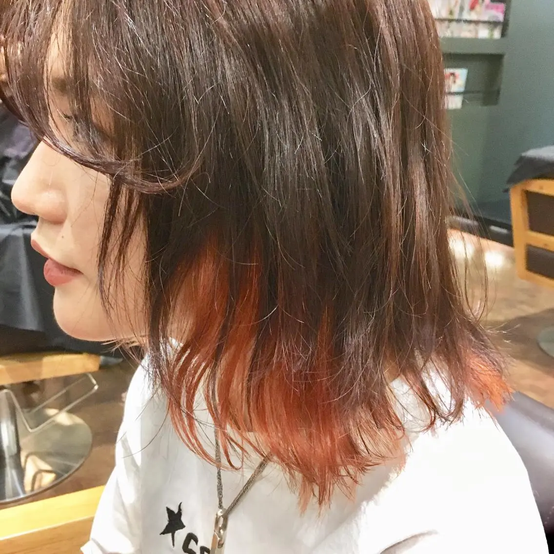 ミディアム カラー ヘアアレンジ 栗林 実莉のネイルデザイン