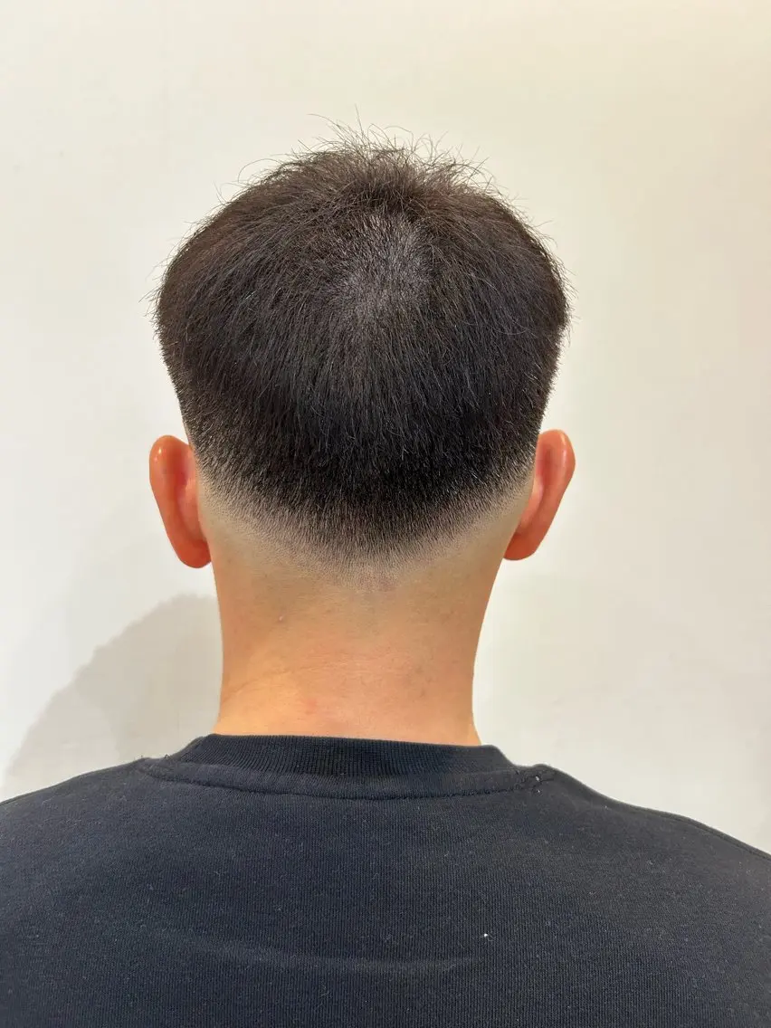 ショート メンズ フェードカット 西郷 友菜のヘアスタイル