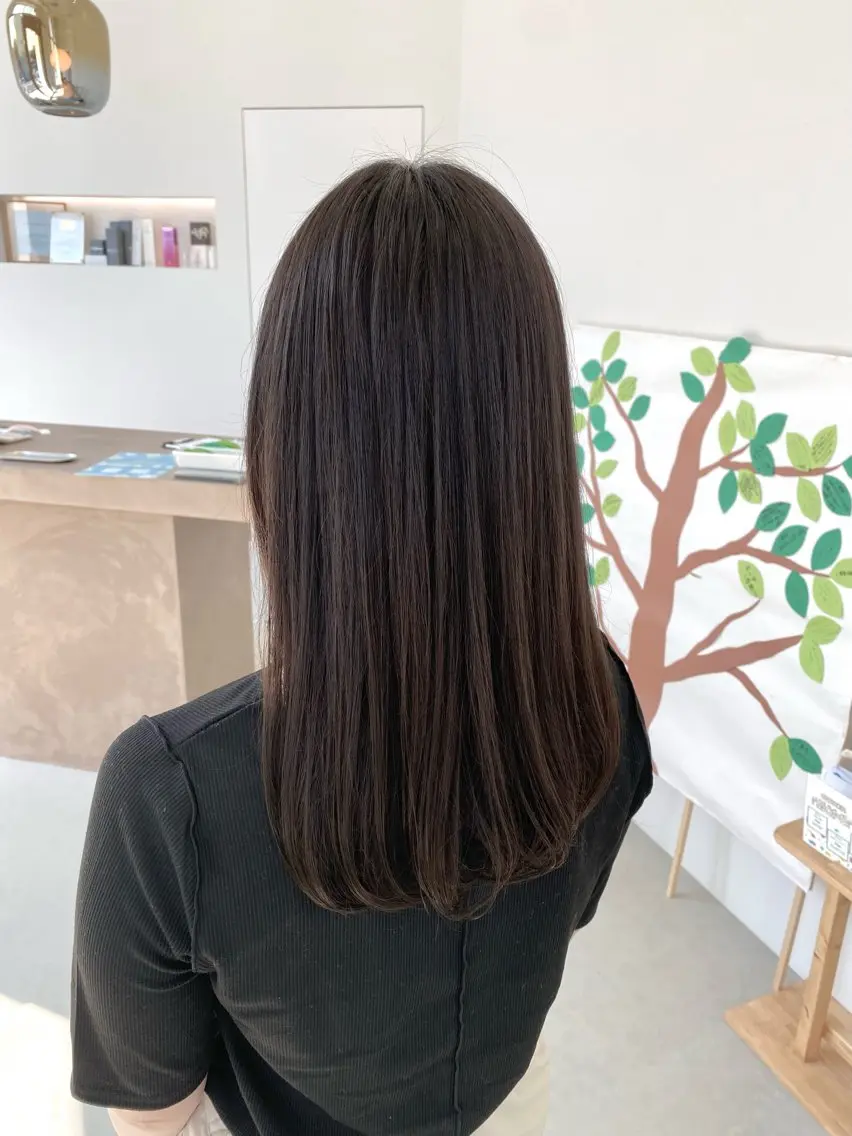 セミロング カラー グレージュ 川合 勇気のヘアスタイル