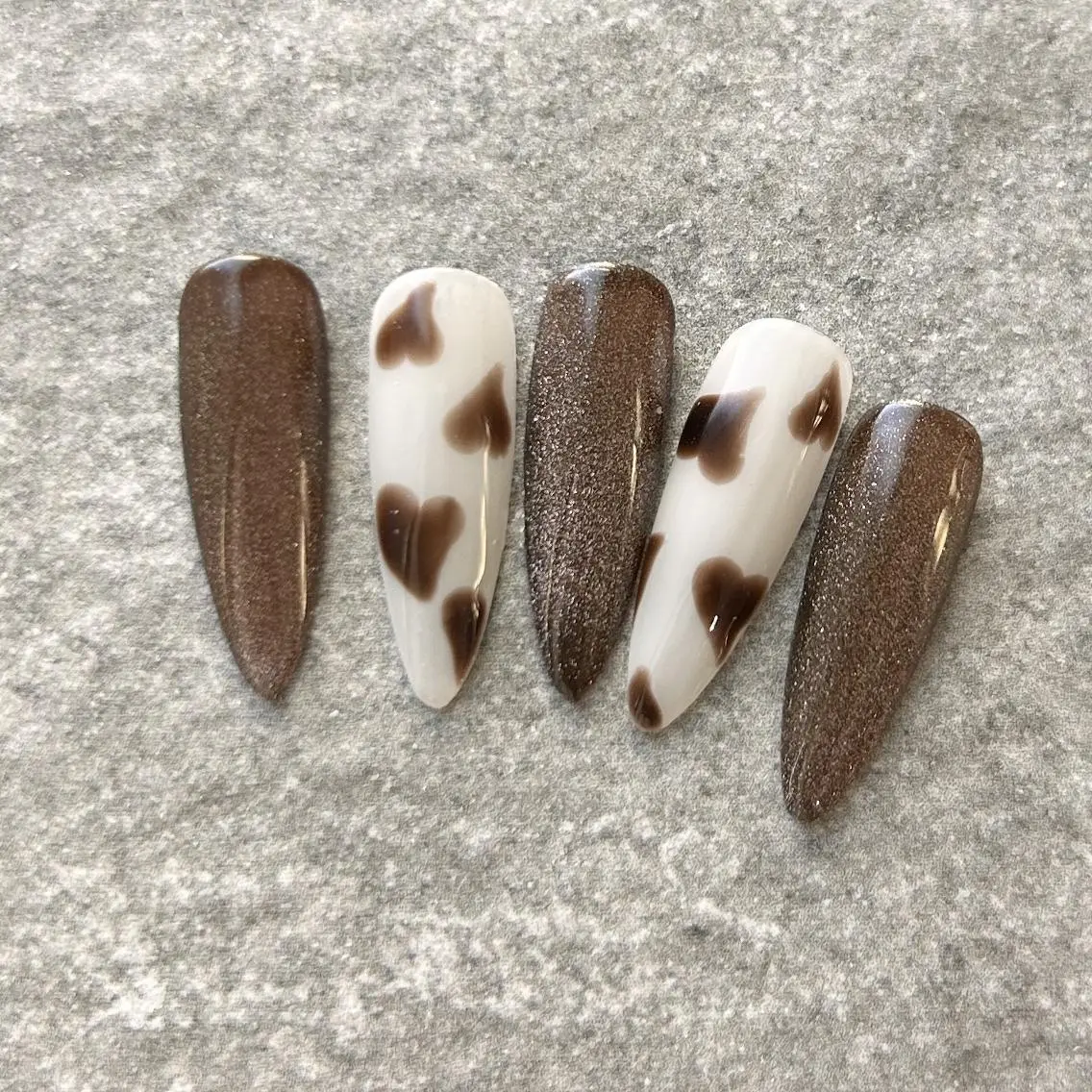 ネイル May. 昭和町のネイルデザイン