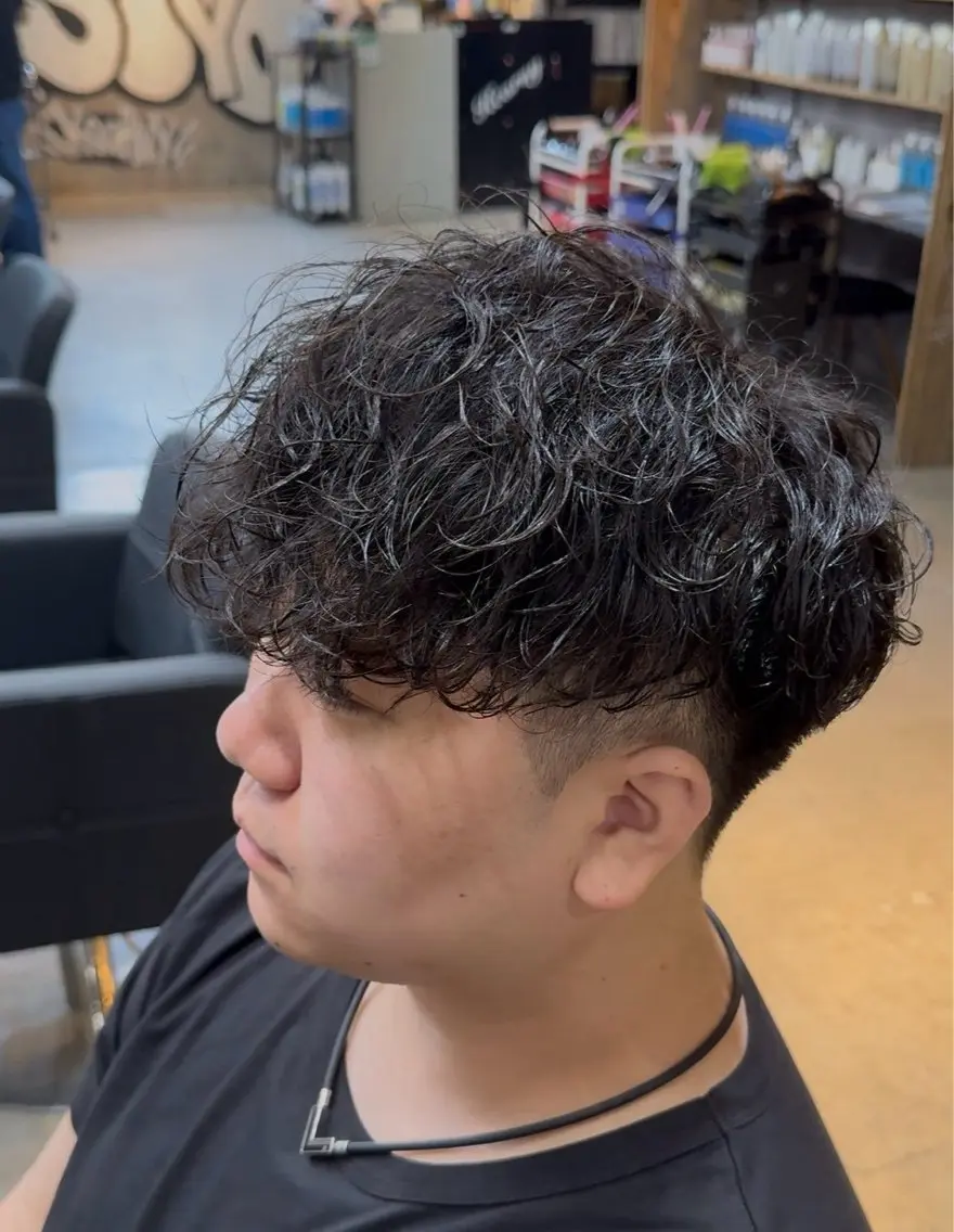 パーマ メンズ カット パーマ Kearny 上野 まいかのヘアスタイル