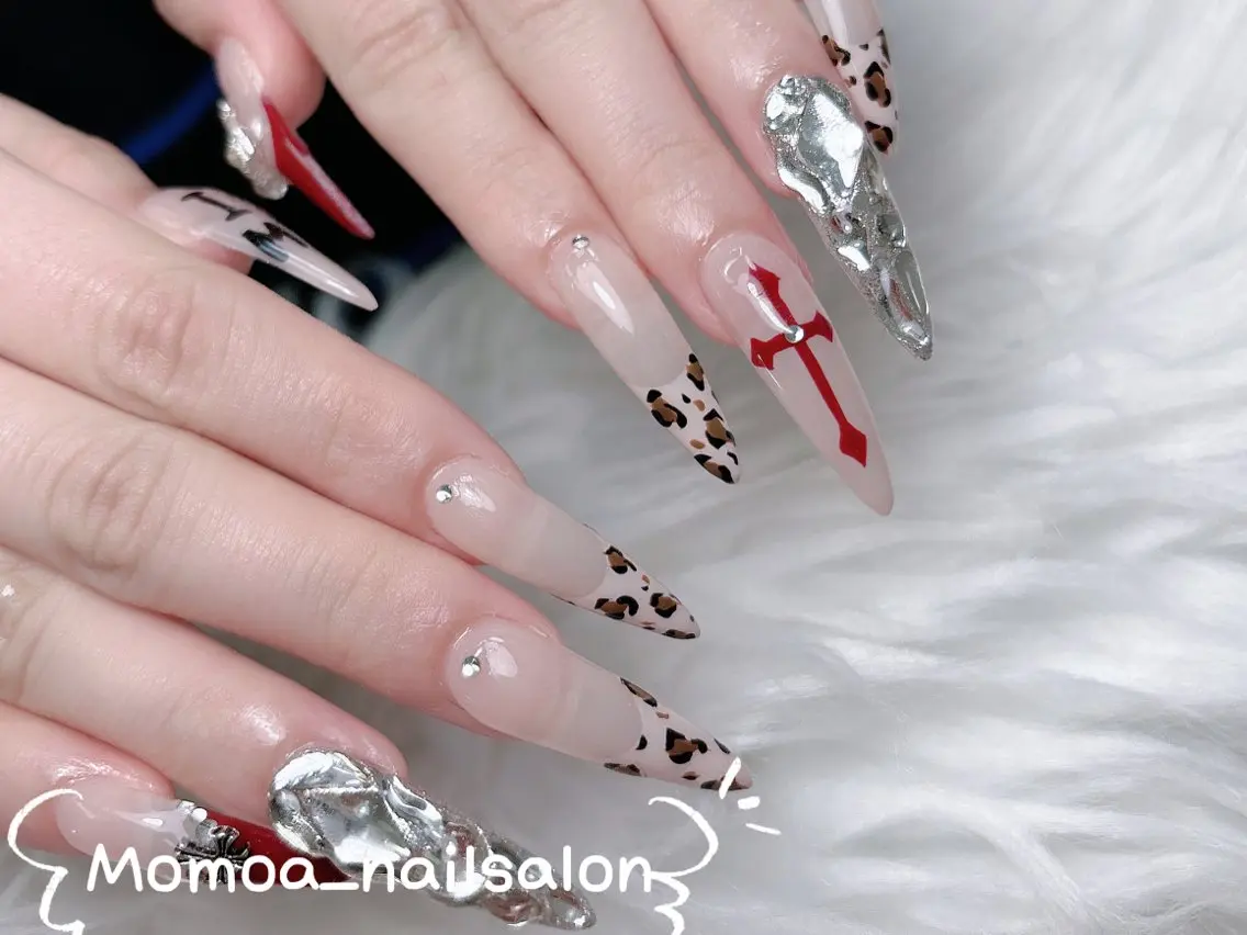 ネイル 成人式 ロングネイル マグネットネイル 大理石ネイル(マーブル) リボン ハンドネイル MoMoA Nail ネイル長さ出し専門店のネイルデザイン