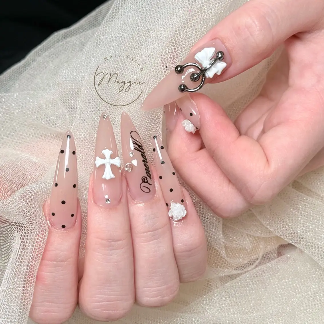 ネイル ハンドネイル Maggie Nail🦩のネイルデザイン