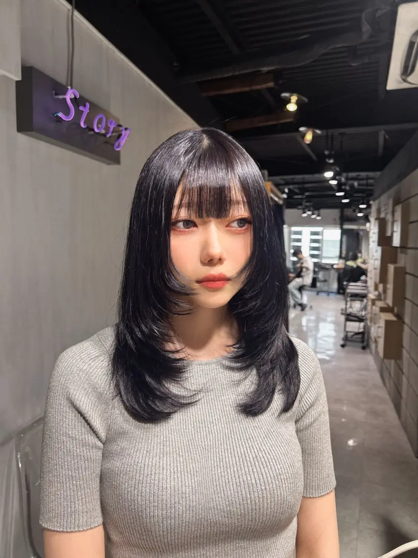 セミロング 韓国風カラー 姫カット 韓国風ヘア レイヤーカット ワンホンレイヤー MEI🎀レイヤー 🎀韓国styleのヘアスタイル
