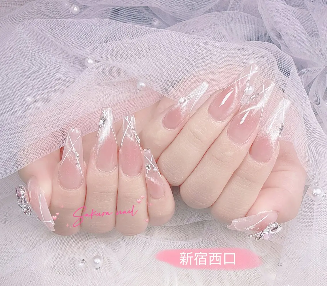 ネイル オーロラネイル クリアネイル フラッシュネイル フレンチネイル ジェルネイル ハンドネイル Sakura Nanaのネイルデザイン