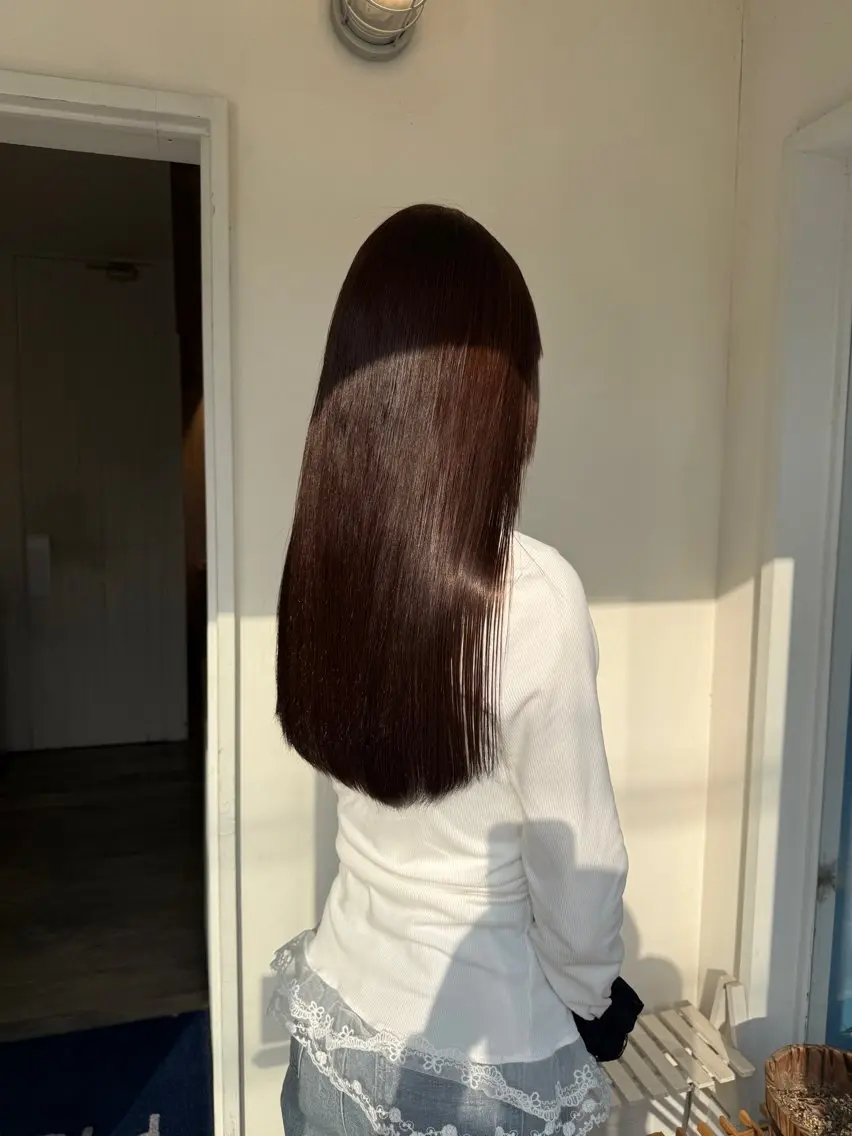 カラー malibu あいかのヘアスタイル