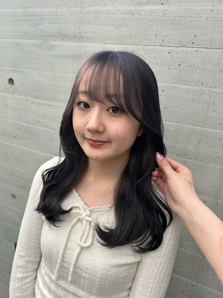 セミロング カット ヘアカラー トリートメント LOE Yuuka/42🩵のヘアスタイル