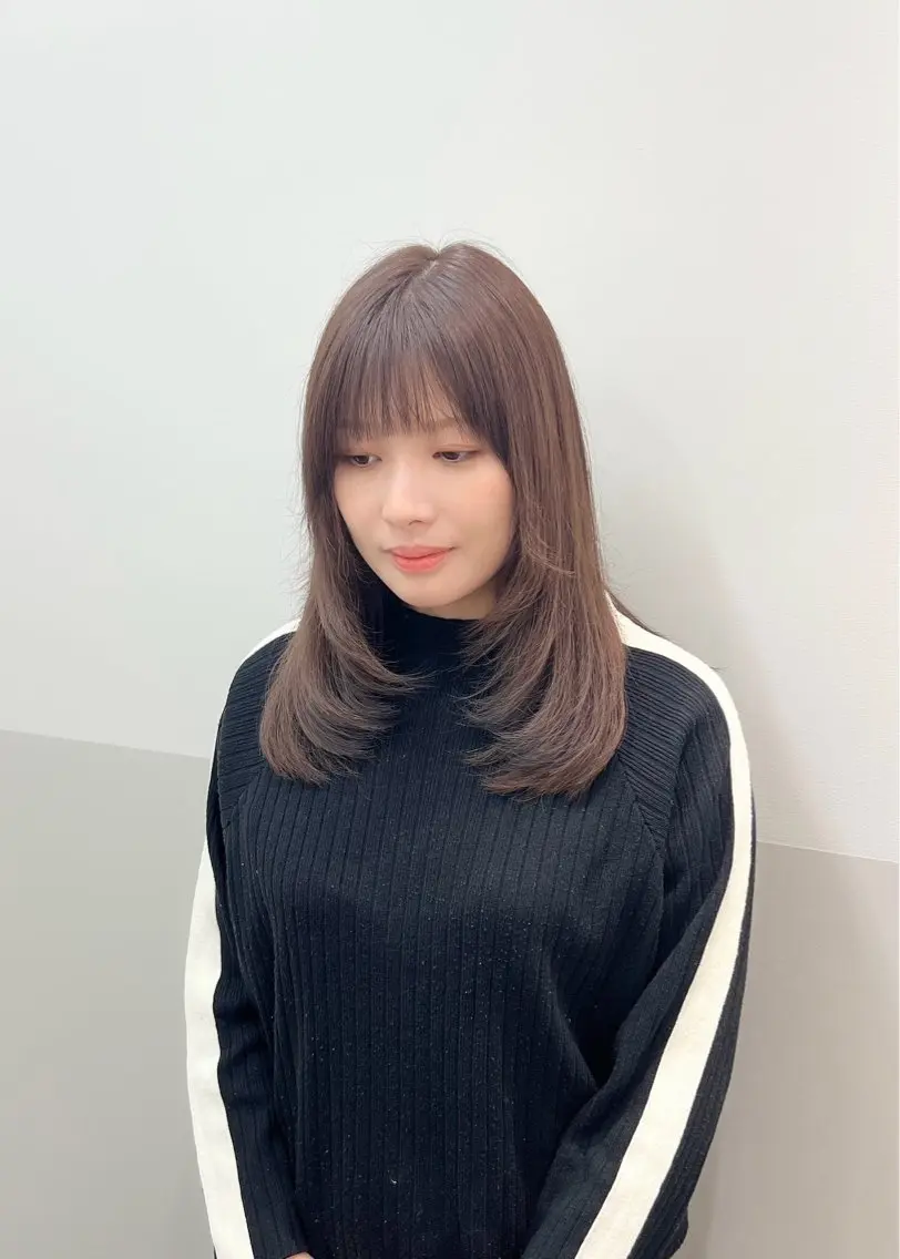 ミディアム カラー ヘアアレンジ ベージュカラー レイヤーカット ヘアカラー トリートメント 似合わせレイヤー/ 美髪縮毛矯正/ミナエのヘアスタイル