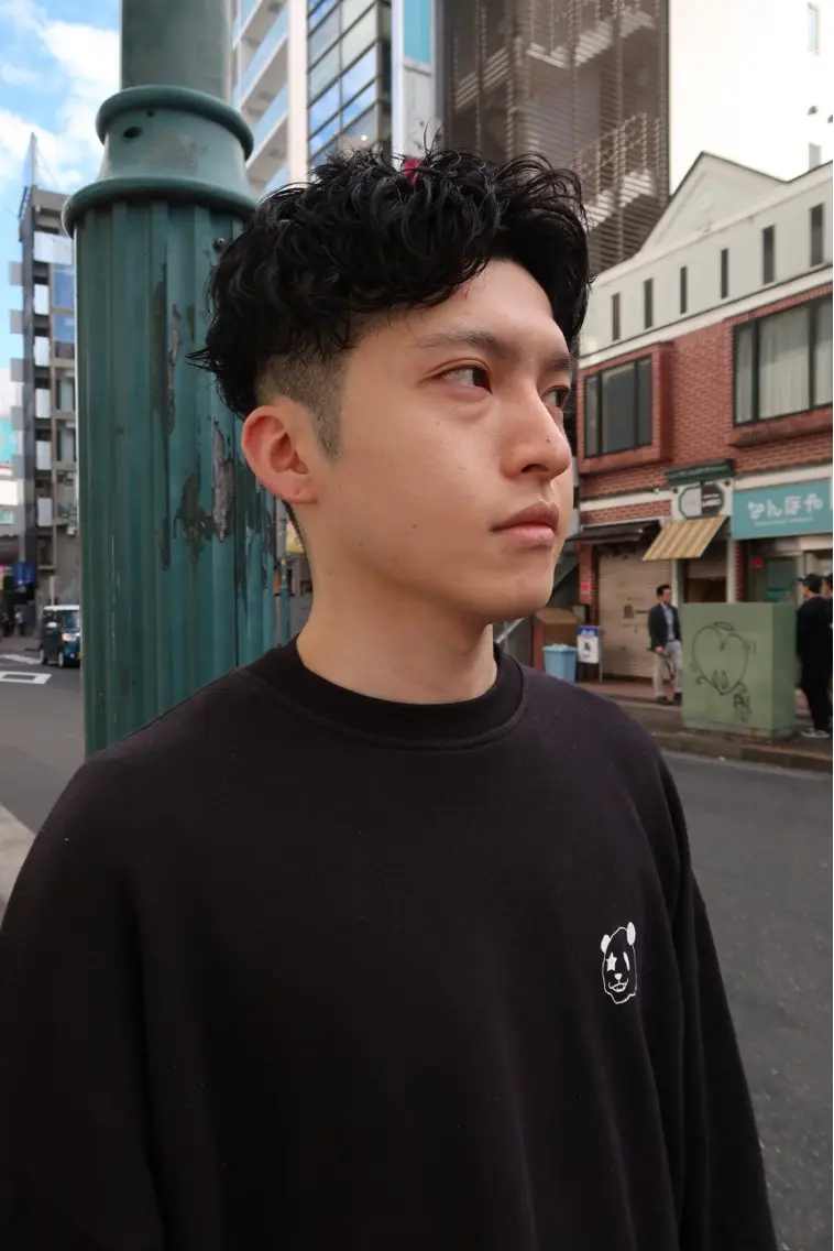 ショート メンズ メンズブリーチ メンズハイトーン メンズインナーカラー 髪質改善 ショートヘア Rei/ 縮毛矯正/ ハイライトカラー募集のヘアスタイル