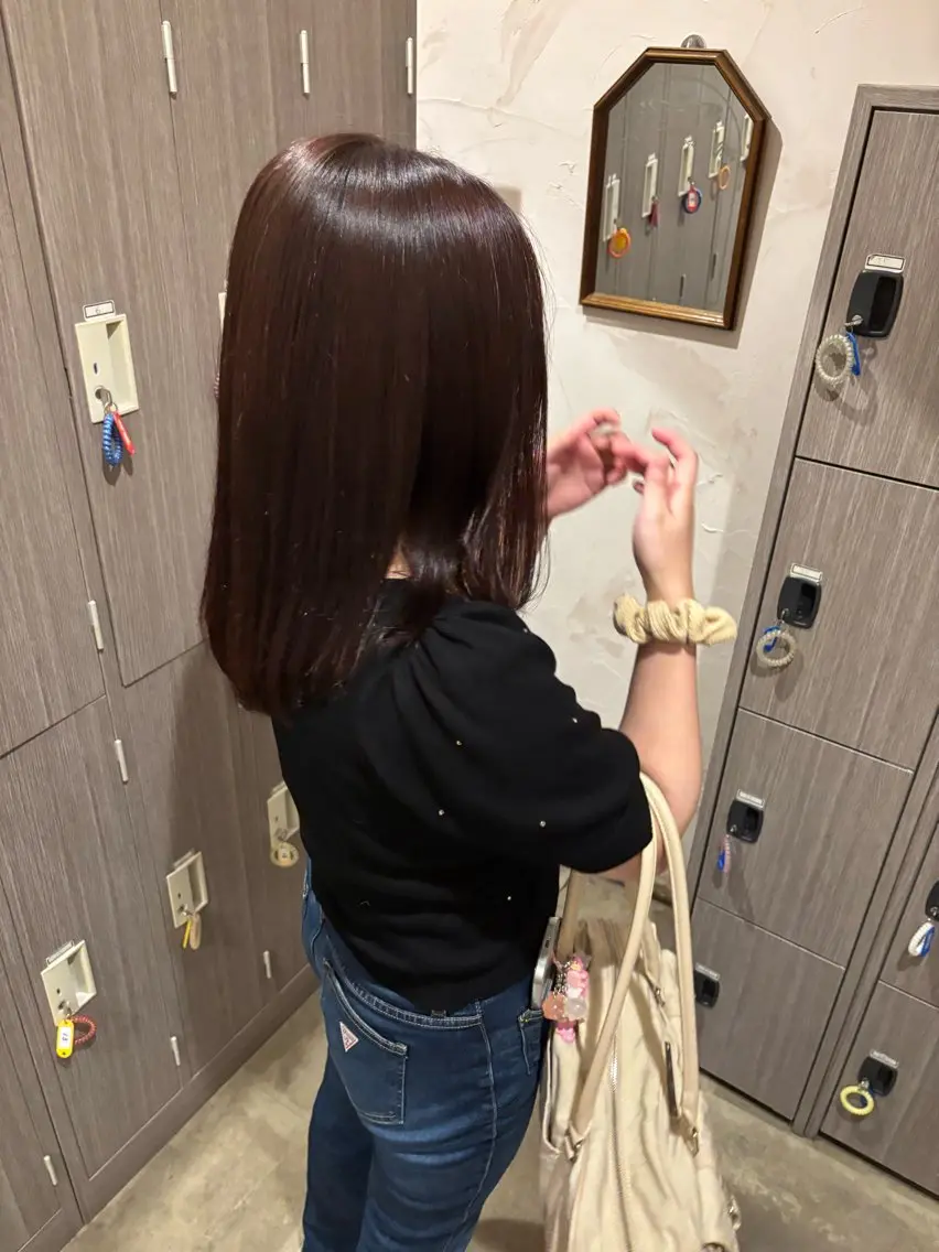 ミディアム 岩川 陽香のヘアスタイル