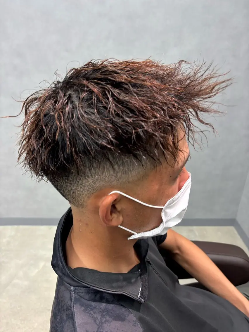 パーマ ツイストスパイラルパーマ スパイラルパーマ カット パーマ 村岡 慶輝のヘアスタイル