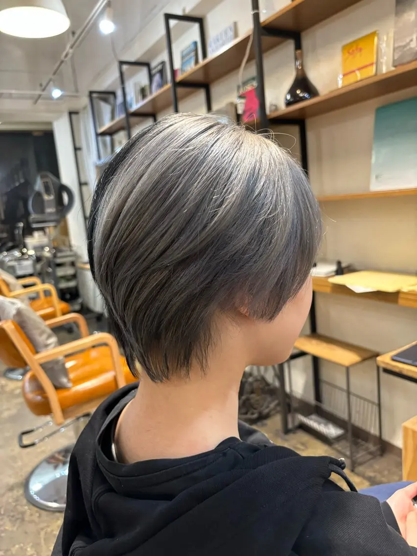{ケアブリーチ使用}カット+ダブルカラー✨+トリートメントの写真